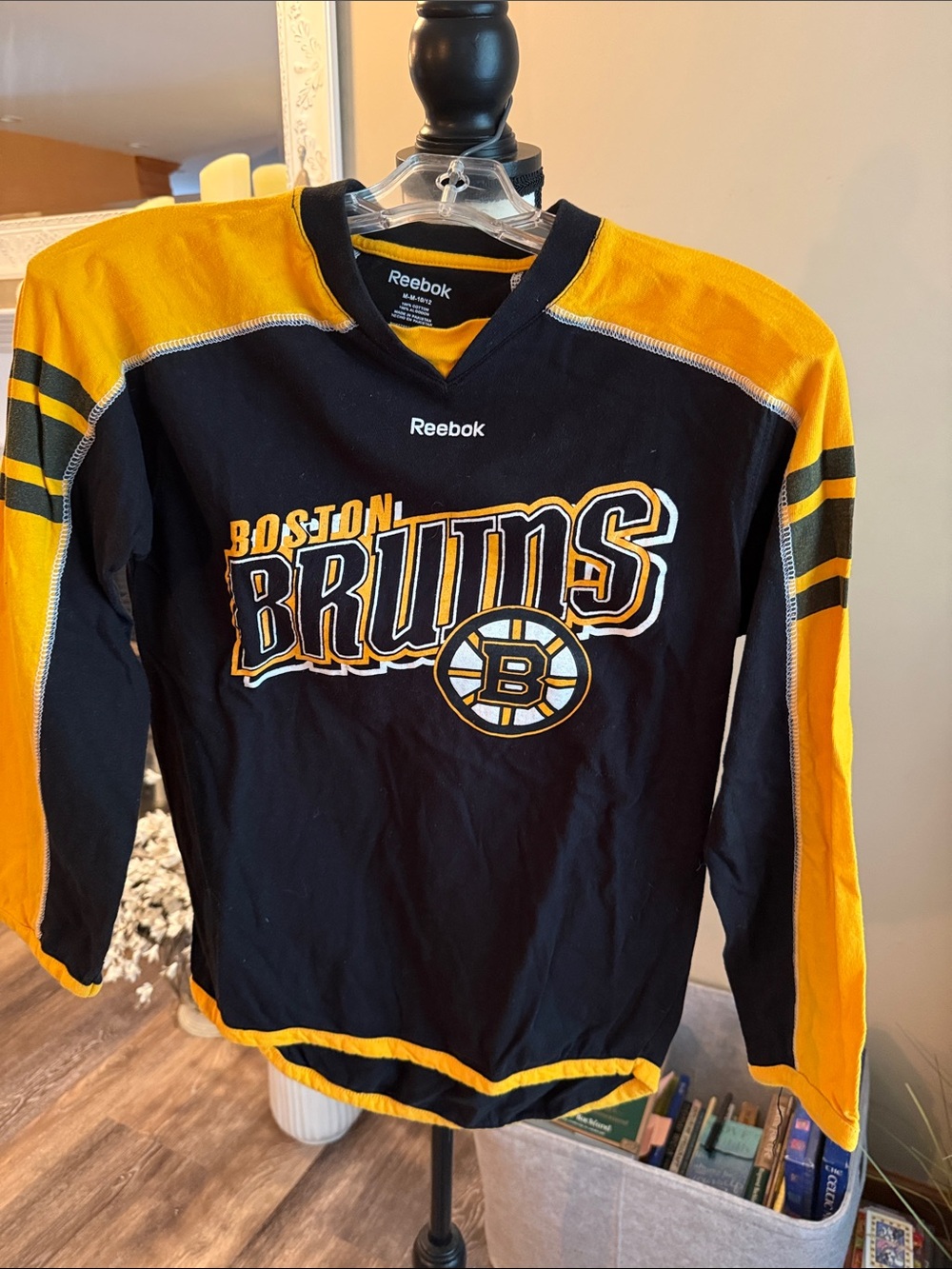 Reebok Black and Gold Boston Bruins Youth Jersey Top